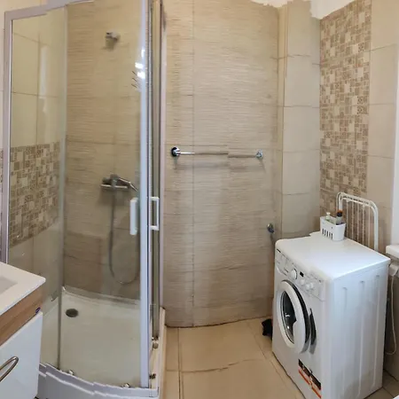 Ultracentral Universitatea Apartment *