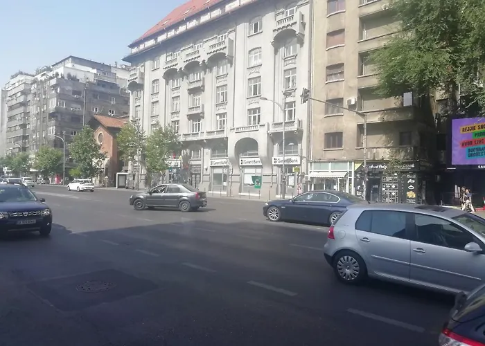 Ultracentral Universitatea Lägenhet